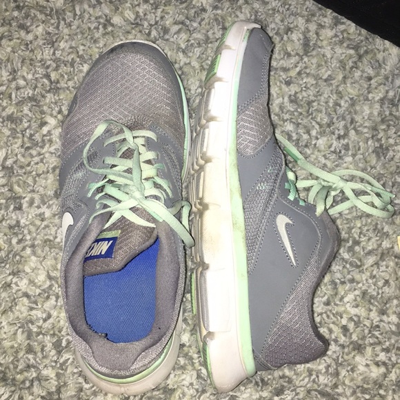 Nike Shoes - Nike sneakers